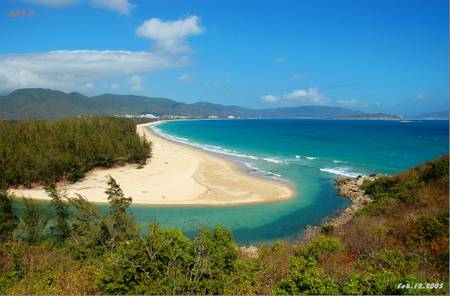 %E4%BA%9A%E9%BE%99%E6%B9%BE-jiyang-district-hainan-province beach