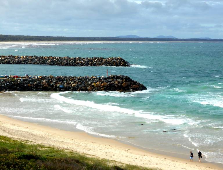 town-beach-port-macquarie-new-south-wales beach