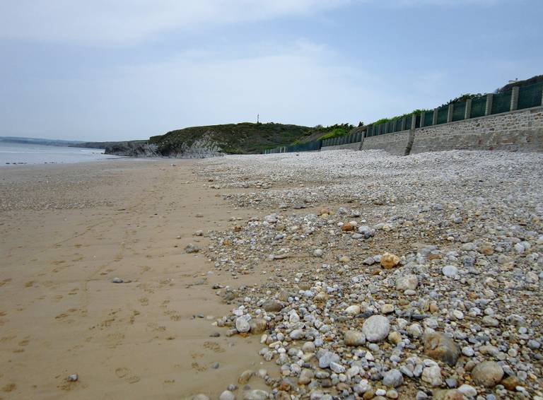 trez-malaouen-plonevez-porzay-brittany beach