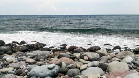 valugan-boulder-beach-basco-batanes beach