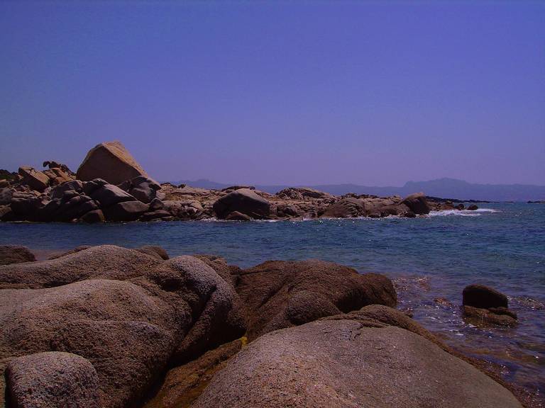 ventilegne-figari-corsica beach