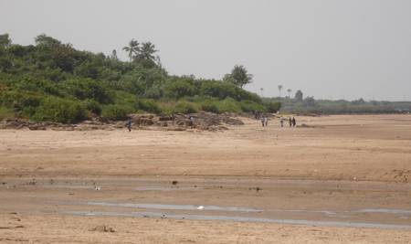 aksa-beach-mumbai-maharashtra beach