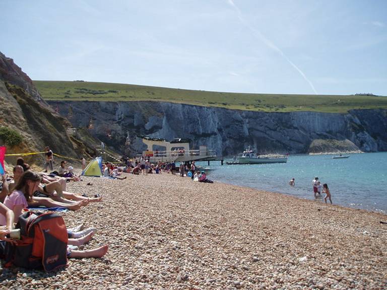 alum-bay-beach-isle-of-wight-england beach