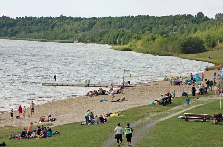 auenhainer-strand-markkleeberg-saxony beach