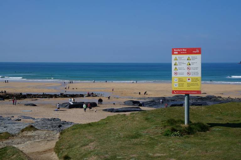 booby's-bay-cornwall beach