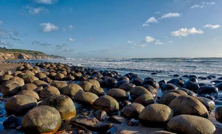 bowling-ball-beach-gallaway-california beach