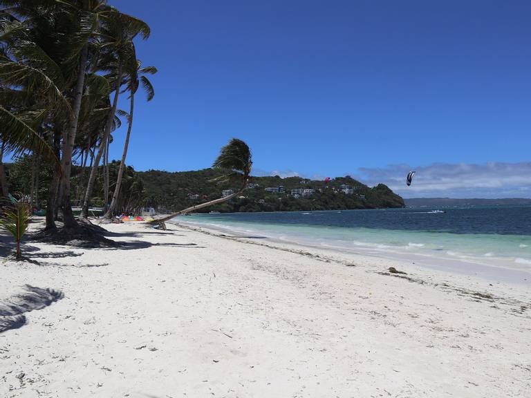 bulabog-beach-balabag-aklan beach