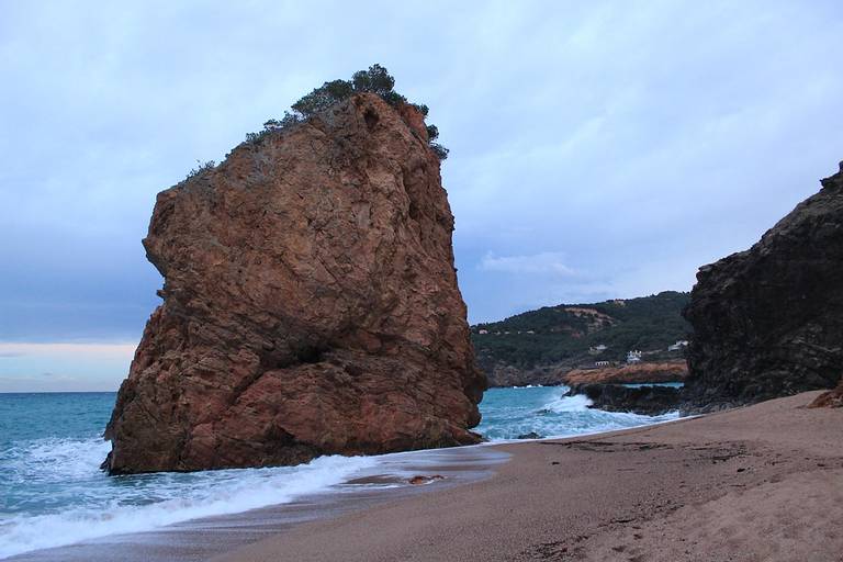 cala-nudista-lloret-de-mar-catalonia beach
