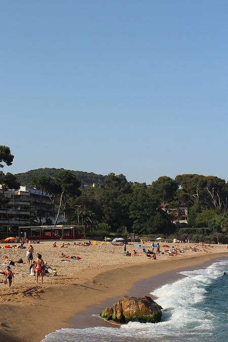 cala-rovira-platja-d'aro-catalonia beach