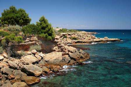 cala-vidre-lametlla-de-mar-catalonia beach