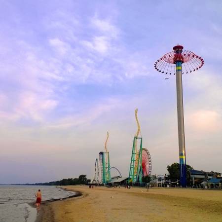 cedar-point-beach-sandusky-ohio beach