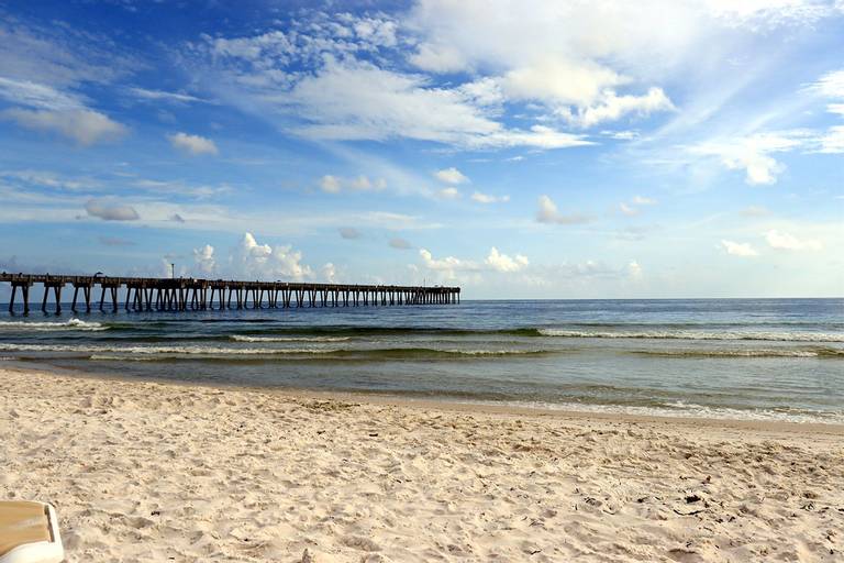 city-beach-cedar-key-florida beach