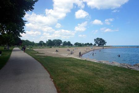 eichelman-beach-kenosha-wisconsin beach