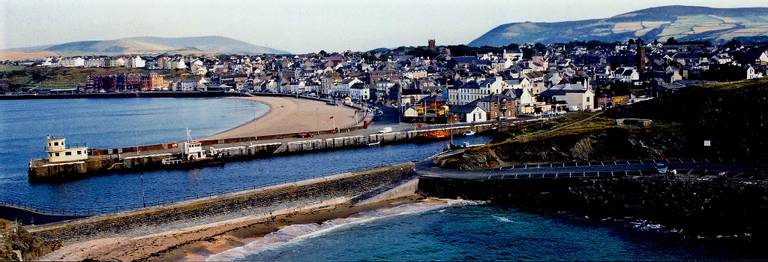 fenella-beach-peel beach