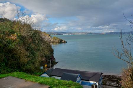 fishcombe-cove-brixham-england beach