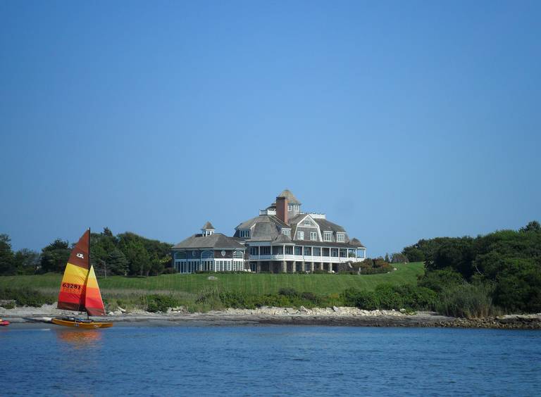 gooseberry-beach-newport-rhode-island beach