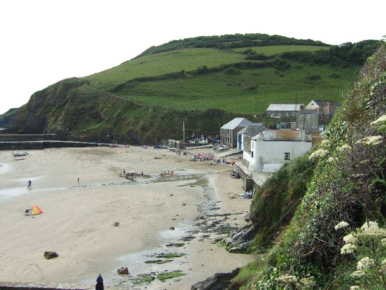 gorran-haven-beach-gorran-haven-england beach