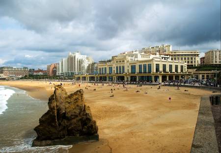 grande-plage-biarritz-nouvelle-aquitaine beach