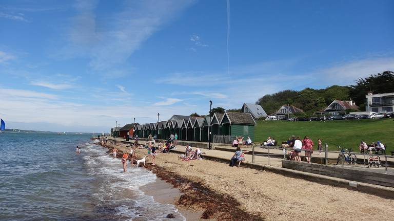 gurnard-beach-isle-of-wight-england beach