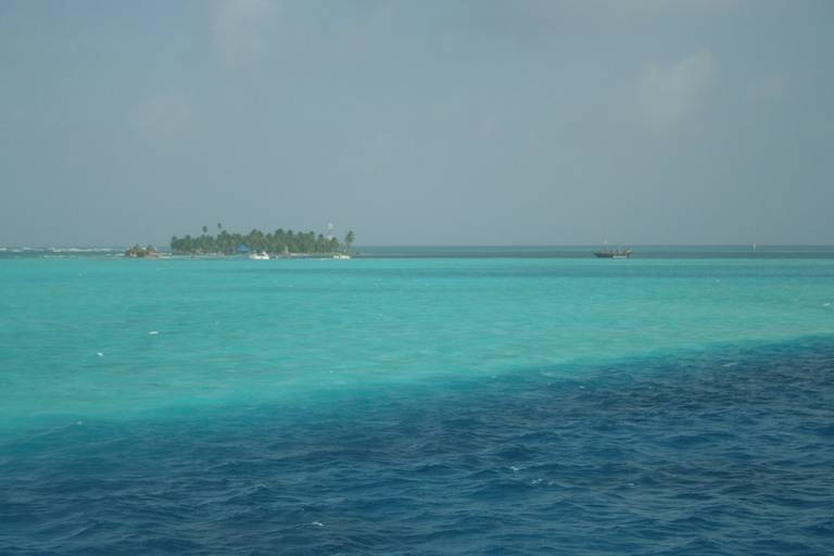 johnny-cay-san-andr%C3%A9s-san-andr%C3%A9s-and-providencia beach