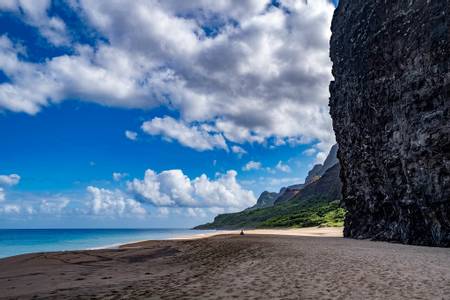 kalalau-beach-wainiha-hawaii beach