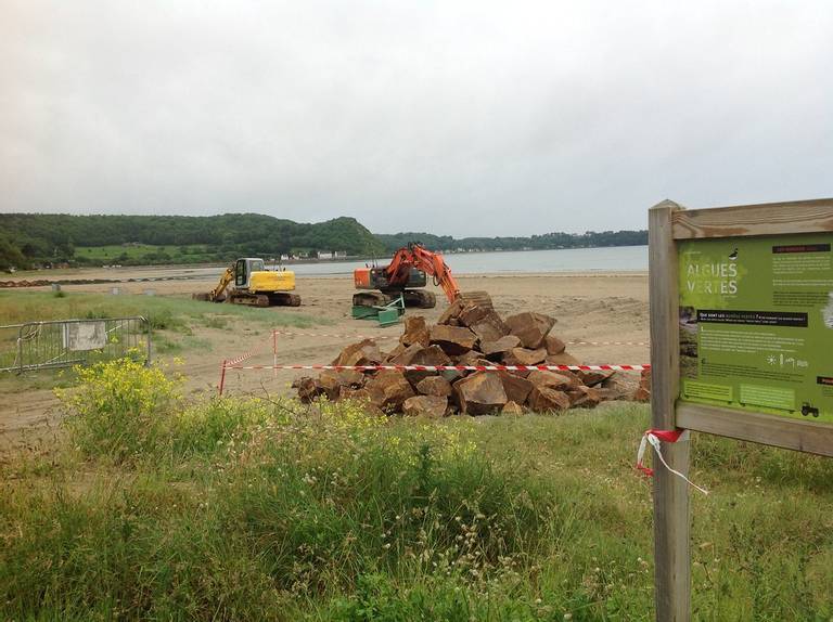 la-lieue-de-greve-tredrez-locquemeau beach