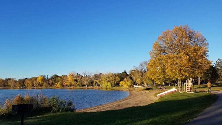 lake-nokomis-50th-street-beach-minneapolis-minnesota beach