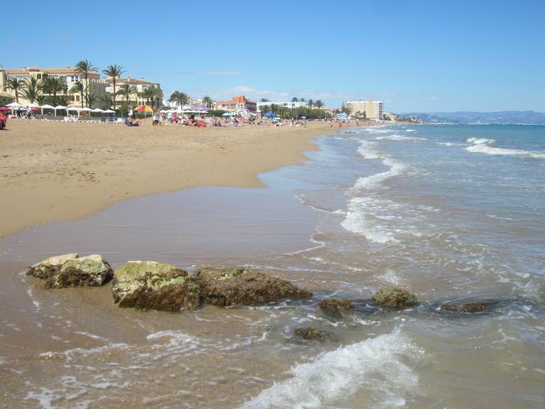 les-marines-d%C3%A9nia-valencian-community beach