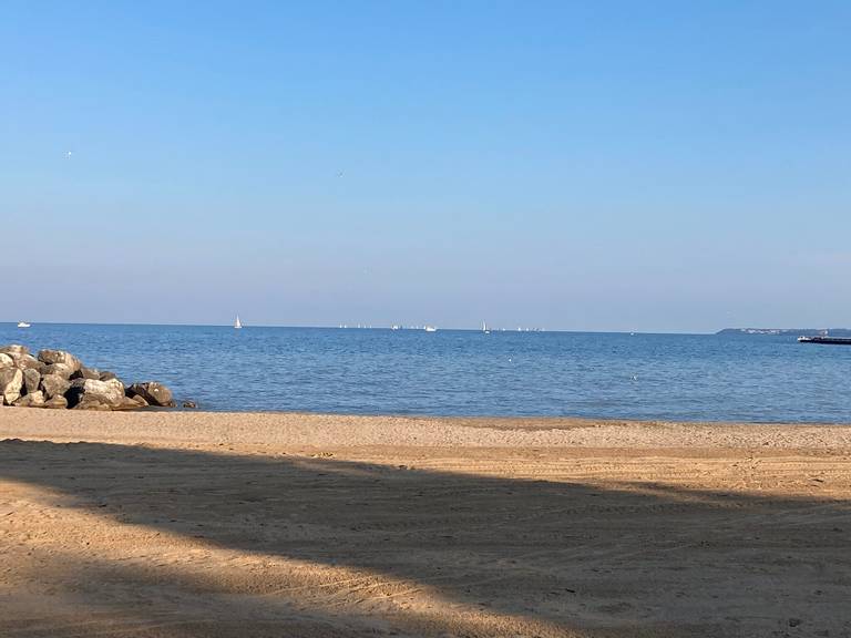 mckinley-beach-milwaukee-wisconsin beach