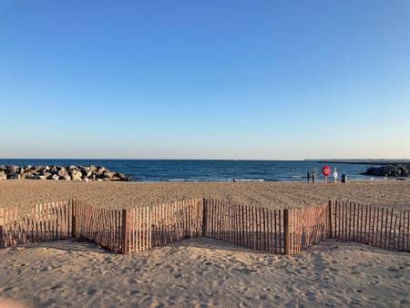 mckinley-beach-milwaukee-wisconsin beach