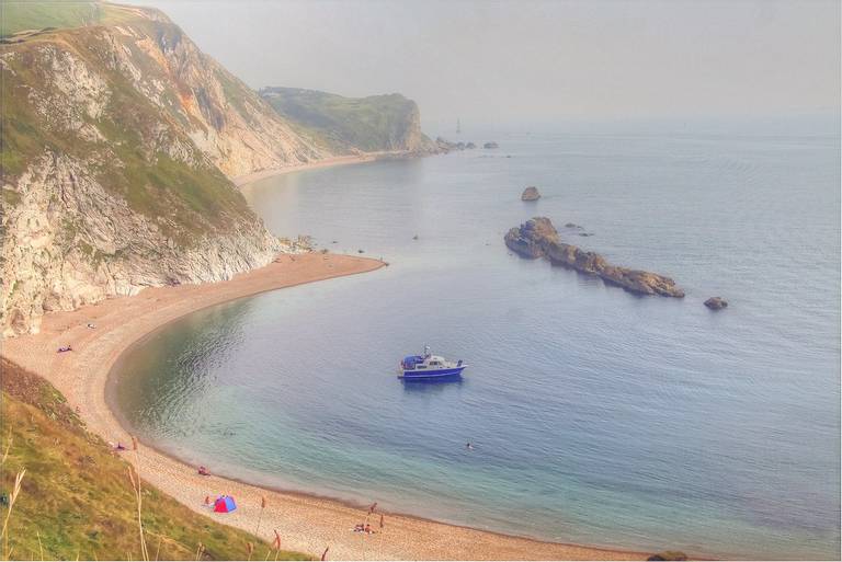 man-o'-war-cove-dorset beach