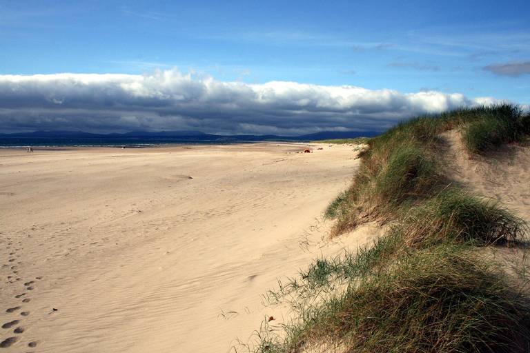 morfa-harlech-harlech-wales beach