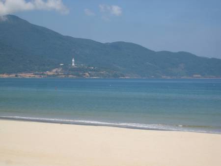 my-khe-da-nang beach