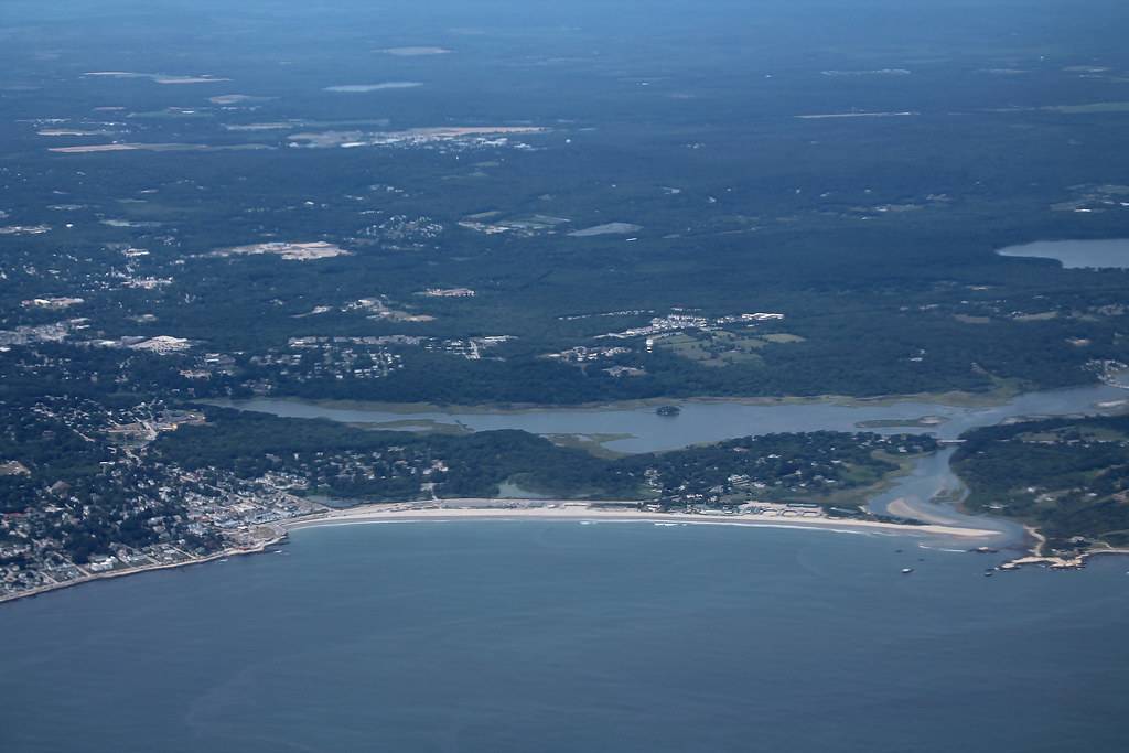 Narragansett Town Beach 2024 Guide (with Photos) Best beaches to