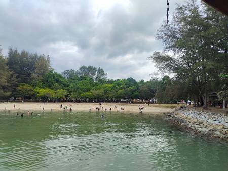 pantai-cahaya-negeri-port-dickson-negeri-sembilan beach