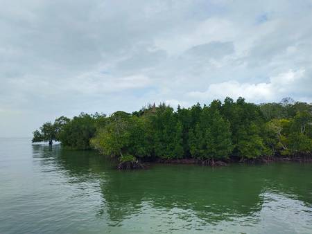 pantai-cahaya-negeri-port-dickson-negeri-sembilan beach