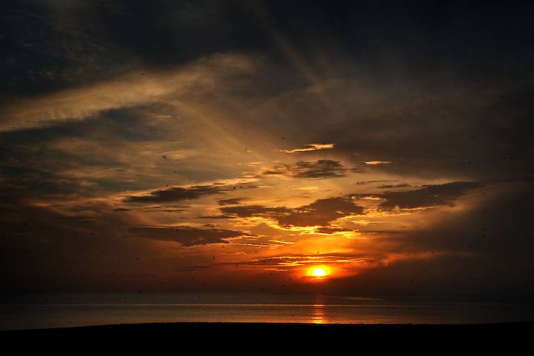 pantai-batu-buruk-kuala-terengganu-terengganu beach