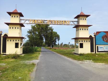 pantai-setrojenar-kebumen-central-java beach