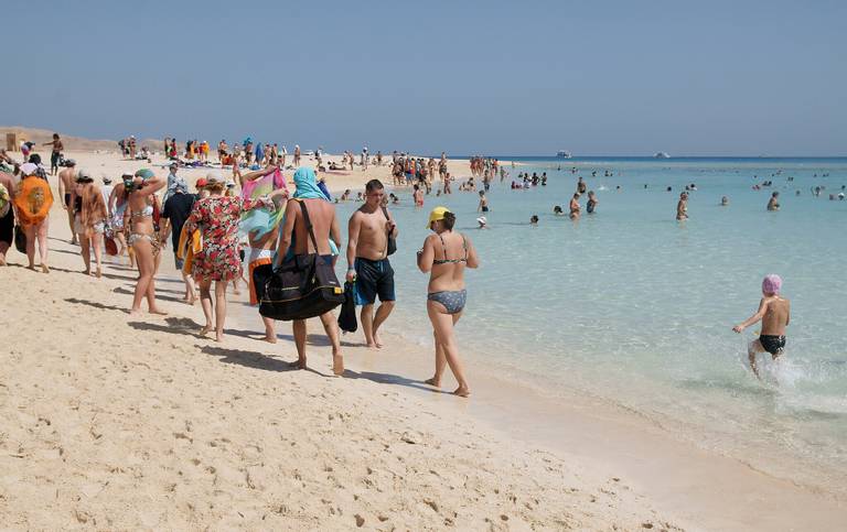 paradise-island-hurghada-red-sea-governorate beach