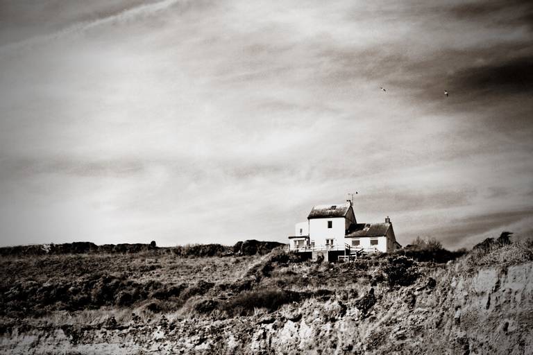 perranuthnoe-beach-perranuthnoe-england beach