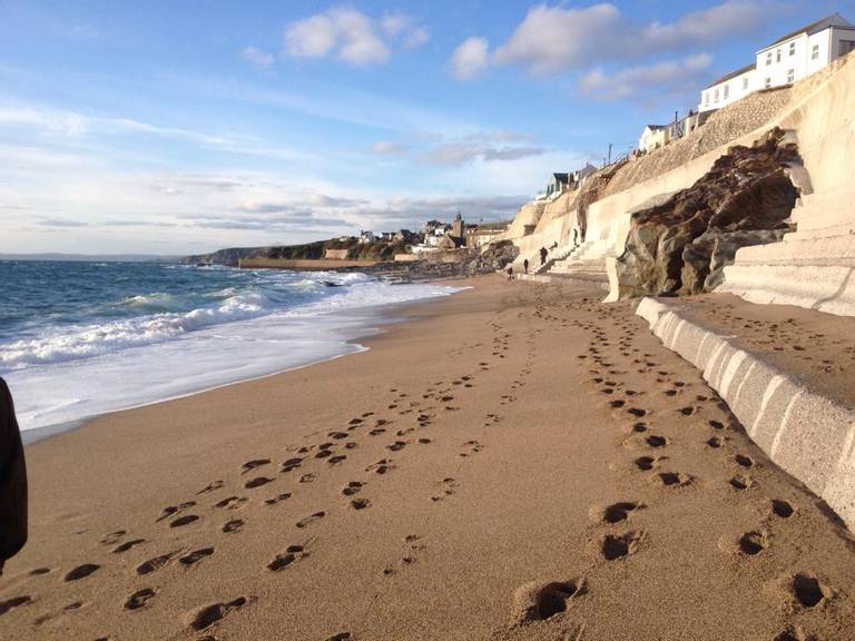 porthleven-sands-porthleven-england beach