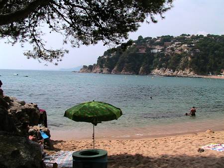 platja-de-canyelles-platja-grifeu-catalonia beach