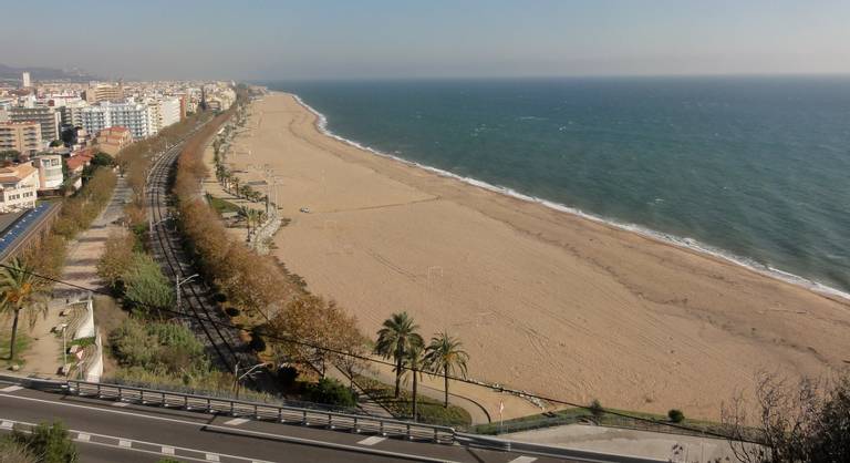 platja-de-garb%C3%AD-sant-carles-de-la-r%C3%A0pita-catalonia beach