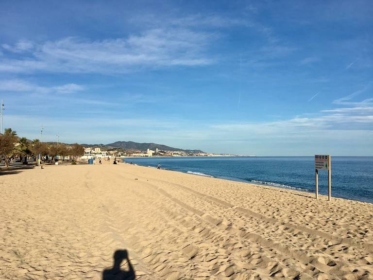 platja-de-l'estacio-badalona-catalonia beach