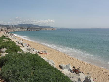 platja-de-la-mora-sant-adria-de-besos-catalonia beach