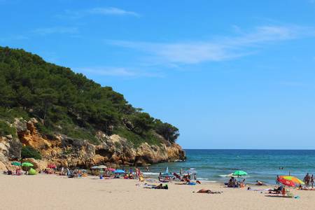 platja-de-la-m%C3%B3ra-tarragona-catalonia beach