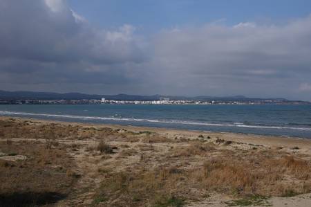 platja-de-larenal-vandell%C3%B2s-i-lhospitalet-de-linfant-catalonia beach
