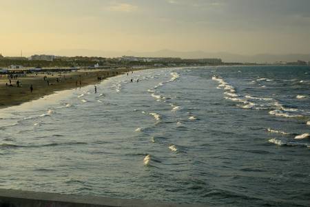 platja-de-les-arenes-valencia-valencian-community beach