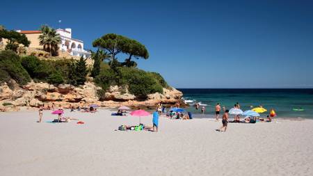 platja-de-lestany-tort-lametlla-de-mar-catalonia beach