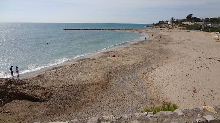 platja-de-sant-gervasi-vilanova-i-la-geltr%C3%BA-catalonia beach